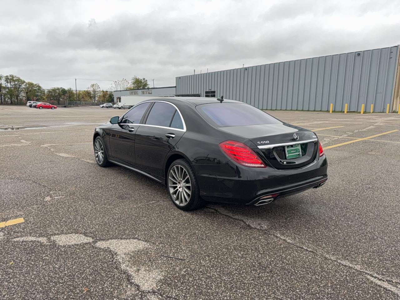 2014 Mercedes-Benz S 550 4Matic black sedan gas WDDUG8FBXEA035432 photo #4