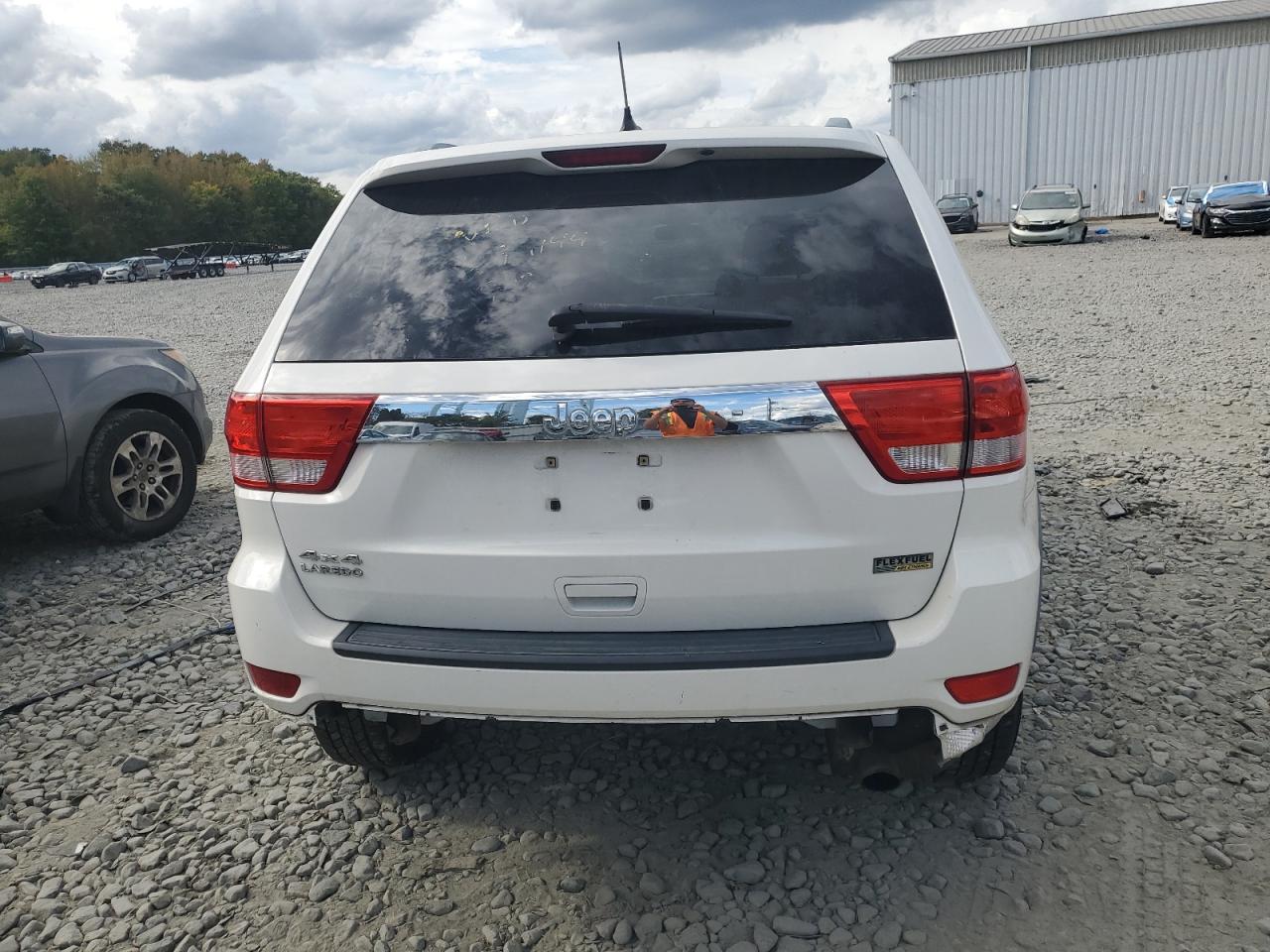 2011 Jeep Grand Cherokee Laredo VIN: 1J4RR4GG5BC562088 Lot: 85536215