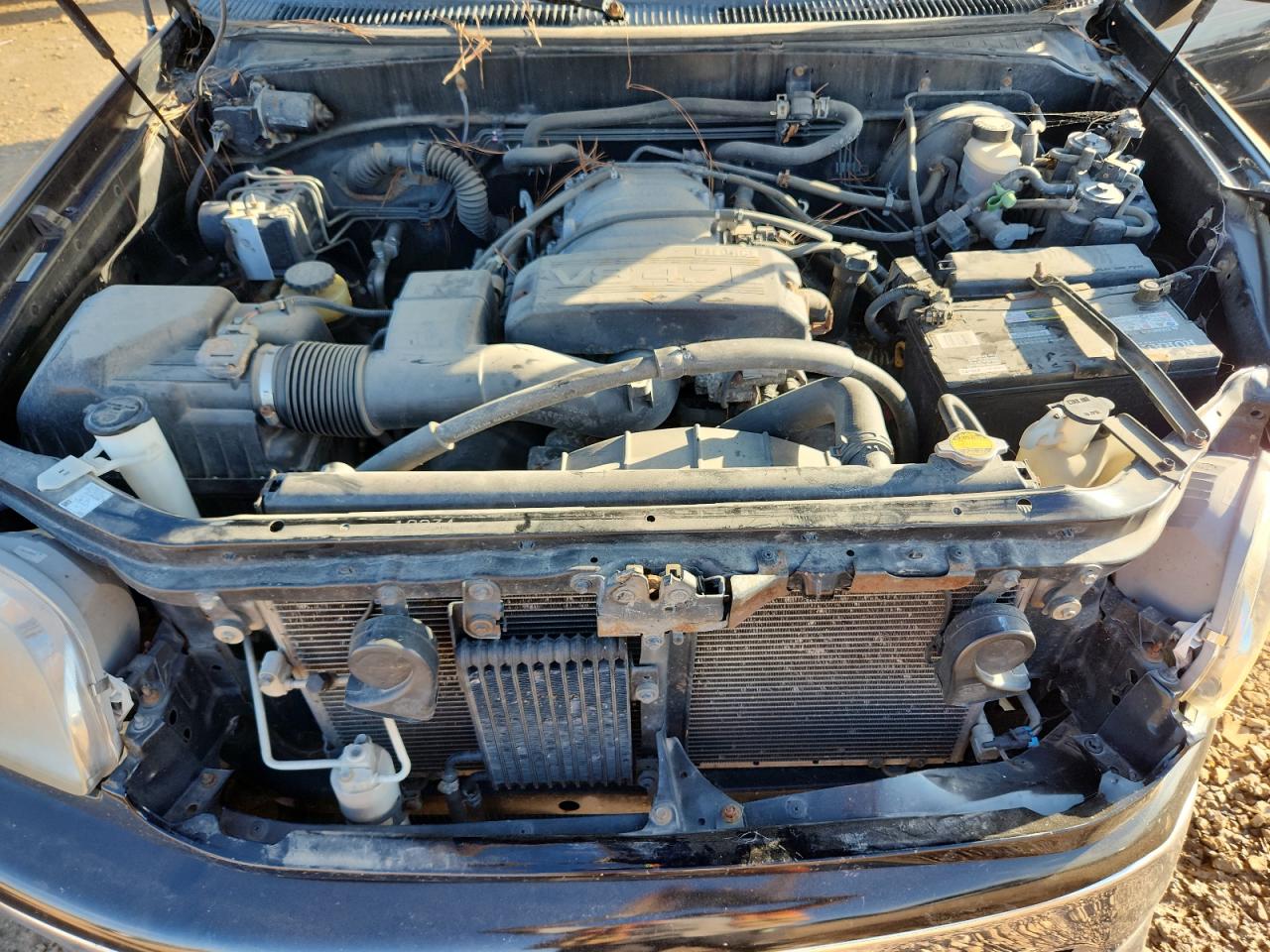 2002 Toyota Tundra Access Cab Limited VIN: 5TBBT48142S303764 Lot: 86111095