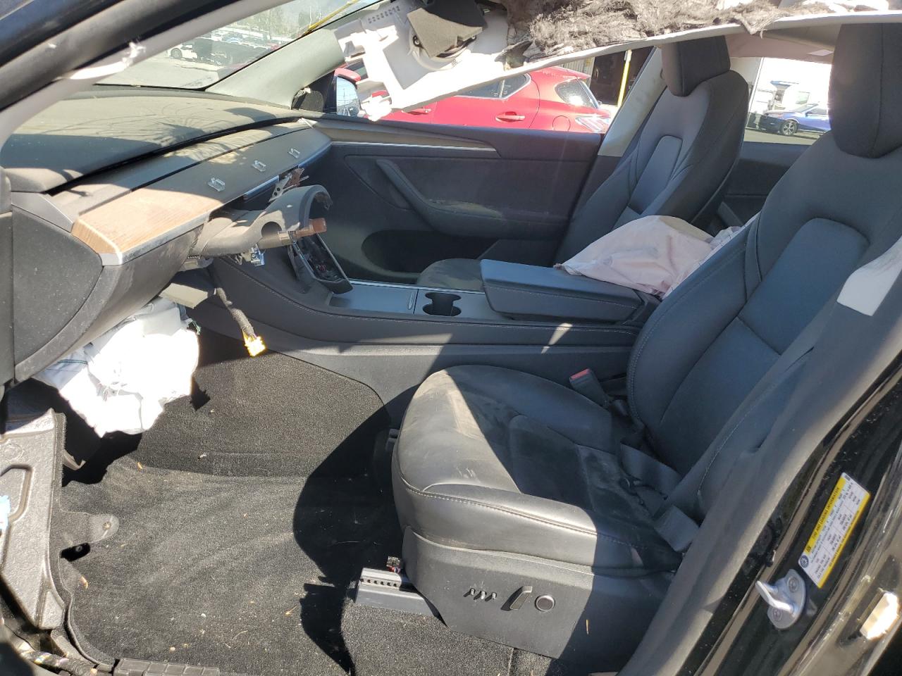 2024 Tesla Model Y VIN: 7SAYGDEE6RF085888 Lot: 90516825