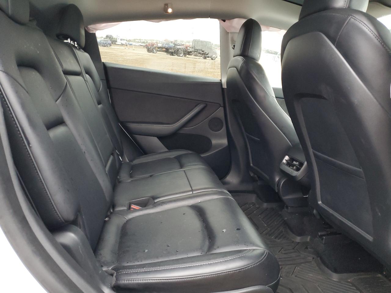 2023 Tesla Model Y VIN: 7SAYGAEE1PF593990 Lot: 86592595