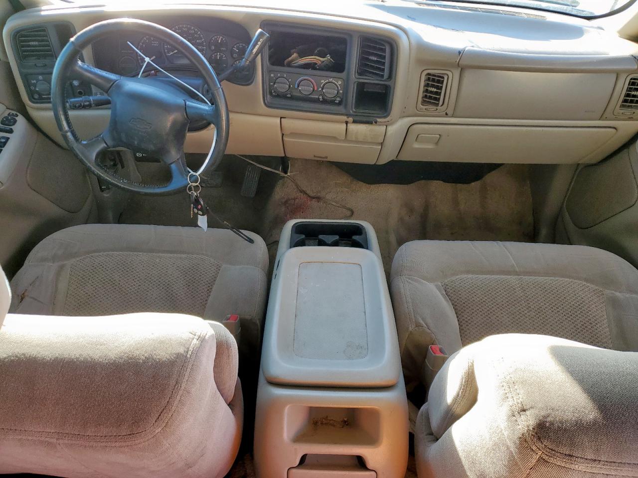 2002 Chevrolet Tahoe C1500 VIN: 1GNEC13Z72J199226 Lot: 90643225