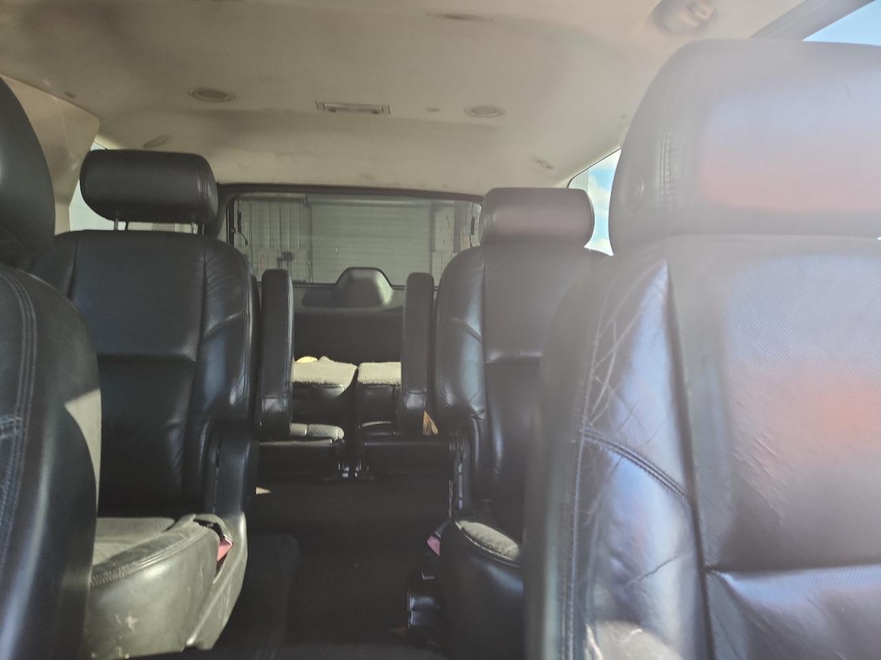 2008 Cadillac Escalade Luxury VIN: 1GYFK63878R105936 Lot: 90721875