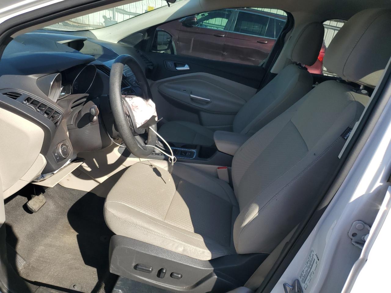 2017 Ford Escape Se VIN: 1FMCU0GD5HUB53922 Lot: 86852215