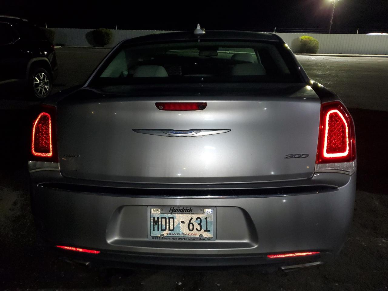 2018 Chrysler 300 Limite VIN: 168379 Lot: 85785875