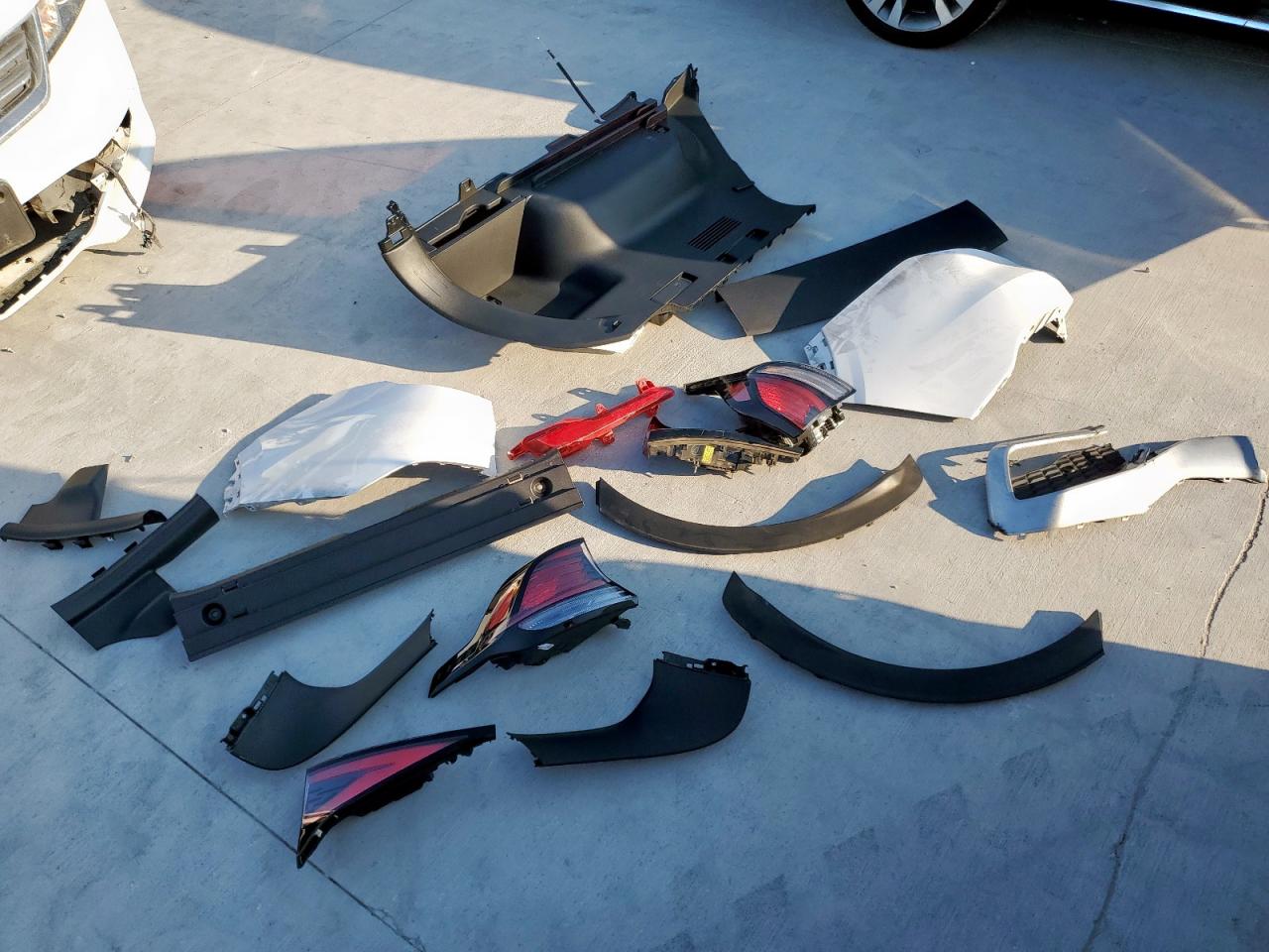 2024 Kia Sportage Ex VIN: 5XYK3CDF7RG188264 Lot: 85316615