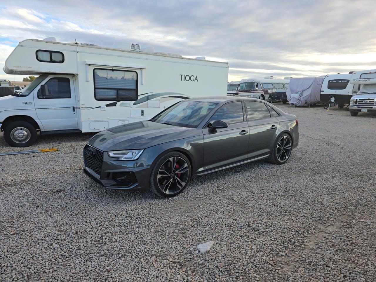 2019 Audi S4 Premium Plus grey null gas WAUB4AF43KA062435 photo #3