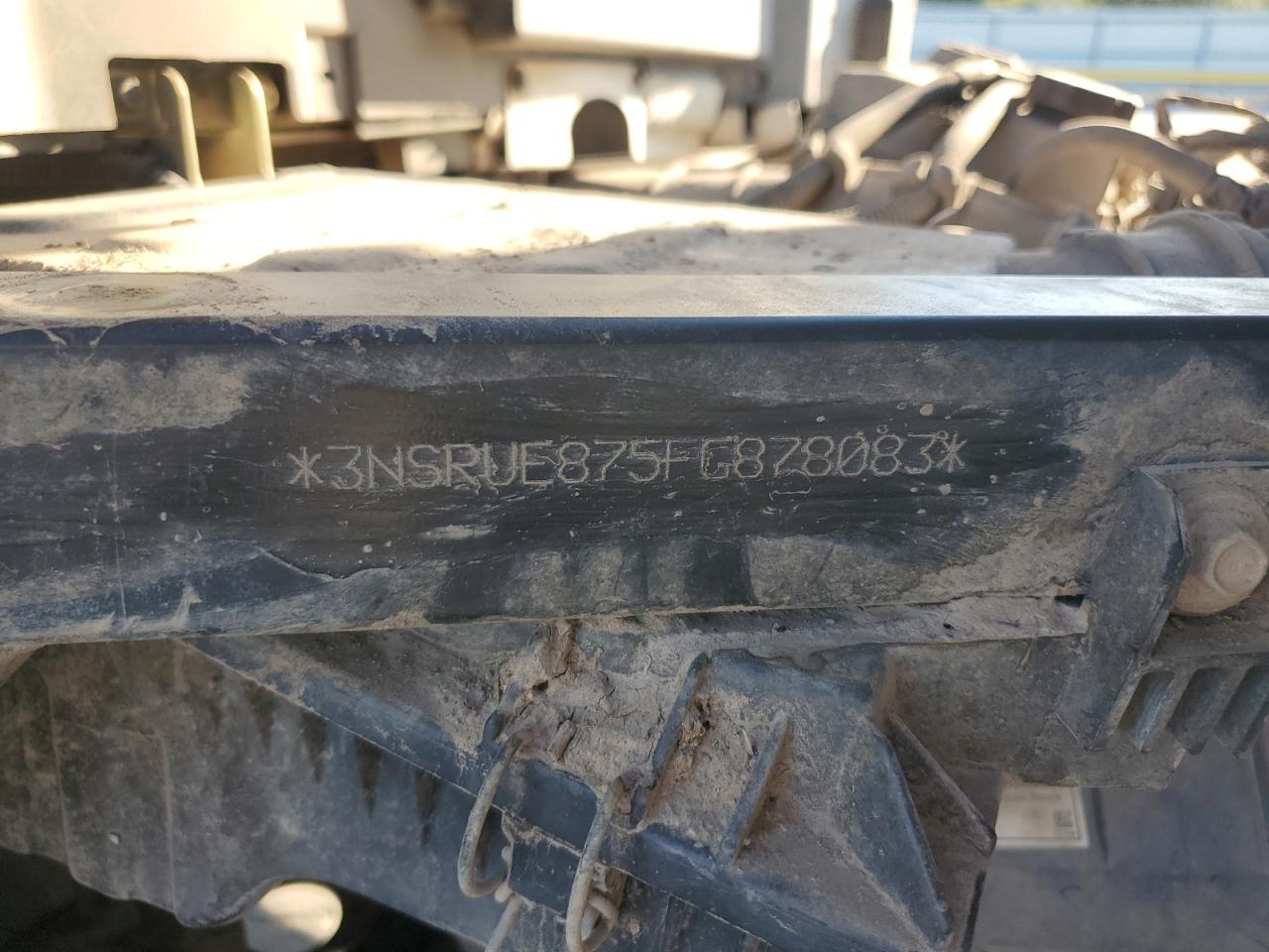 2015 Polaris Ranger Crew 900 Eps VIN: 3NSRUE875FG878083 Lot: 82224175