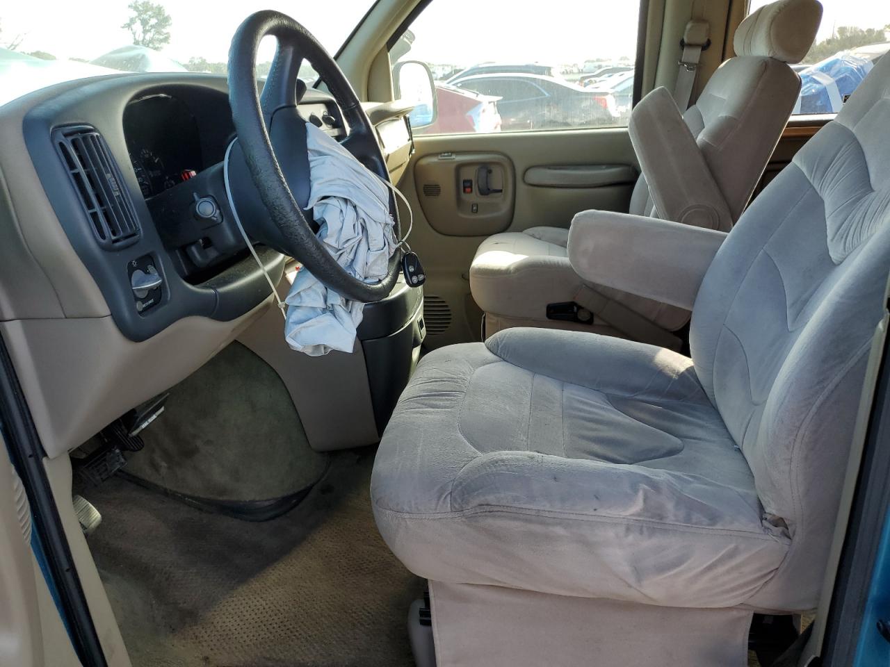 1999 Chevrolet Express G1500 VIN: 1GBFG15R1X1087211 Lot: 85136105