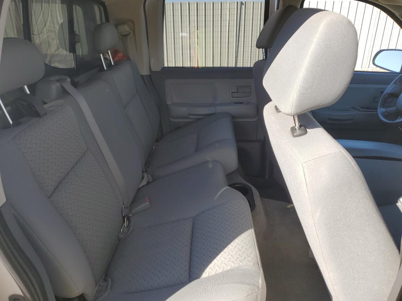 2007 Dodge Dakota Quad VIN: 1D7HW28PX7S261686 Lot: 87216195