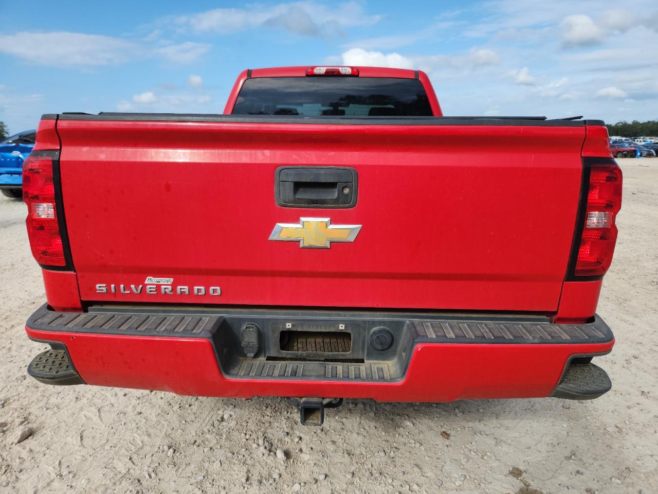 2018 Chevrolet Silverado K1500 Custom VIN: 1GCVKPEC3JZ217082 Lot: 84786065