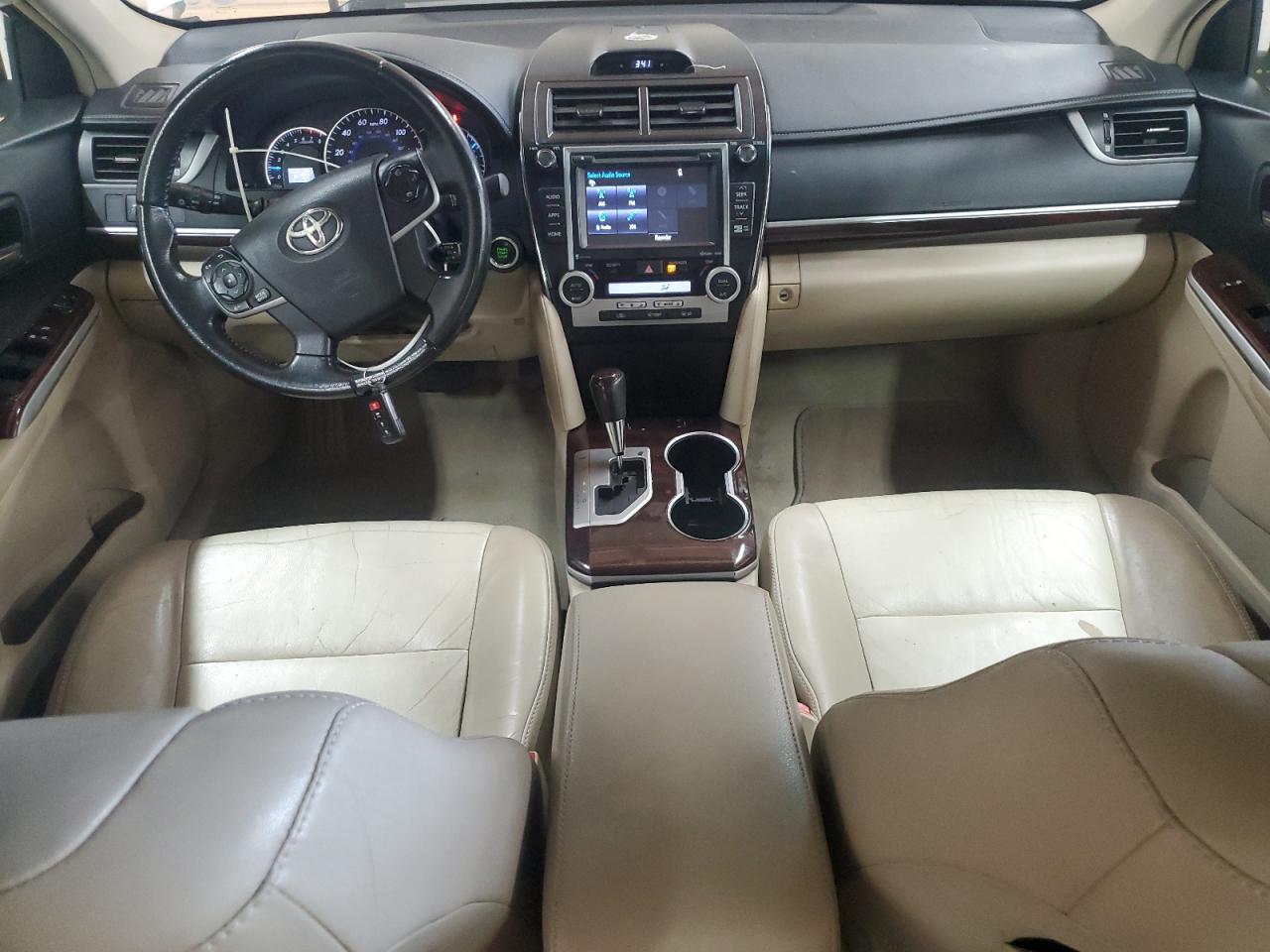 2014 Toyota Camry L VIN: 4T4BF1FK6ER374037 Lot: 84810215