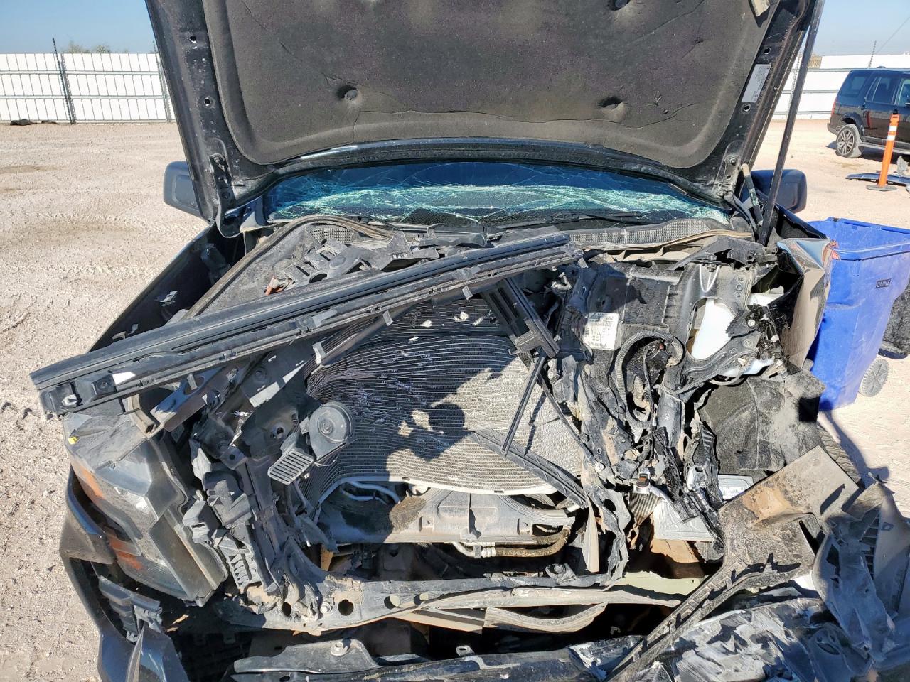 2022 Chevrolet Silverado K1500 Trail Boss Custom VIN: 3GCPDCED9NG579086 Lot: 81997045