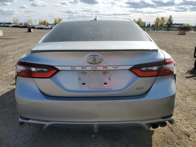  TOYOTA CAMRY 2022 Серебристый