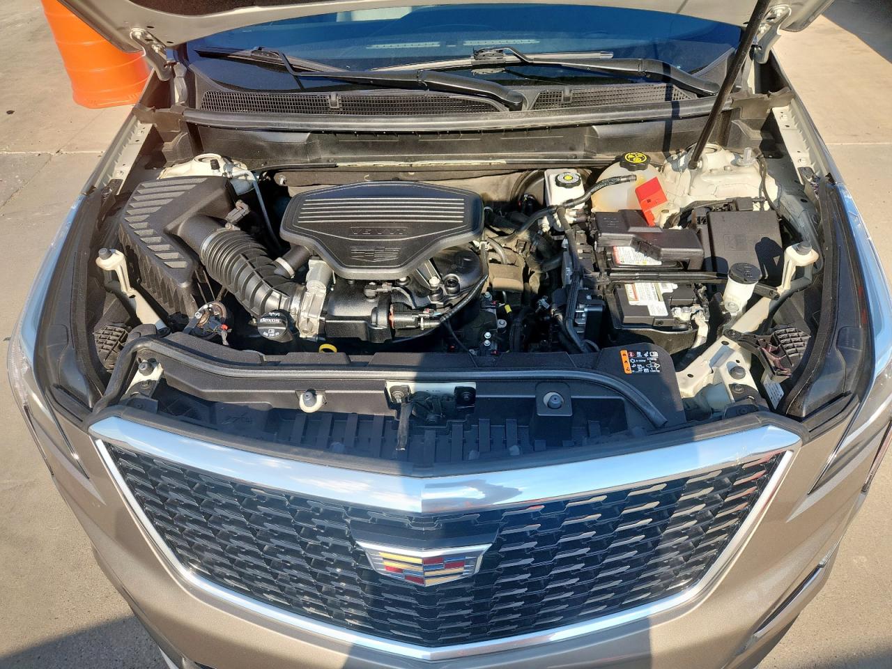 2023 Cadillac Xt5 Premium Luxury VIN: 1GYKNCRS1PZ162025 Lot: 82003645