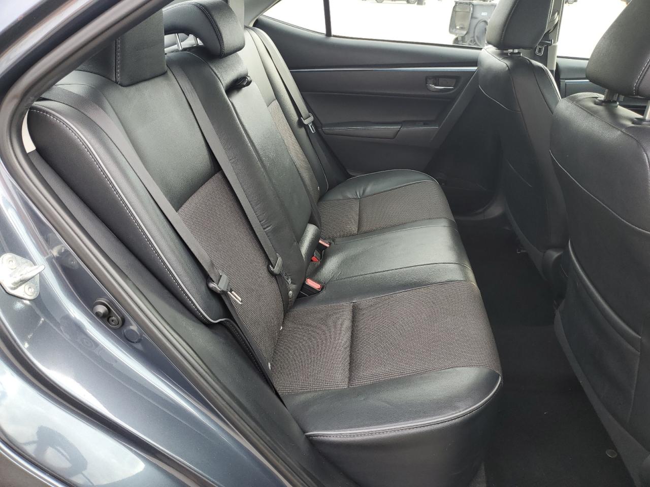 2015 Toyota Corolla L VIN: 2T1BURHEXFC235036 Lot: 86189655