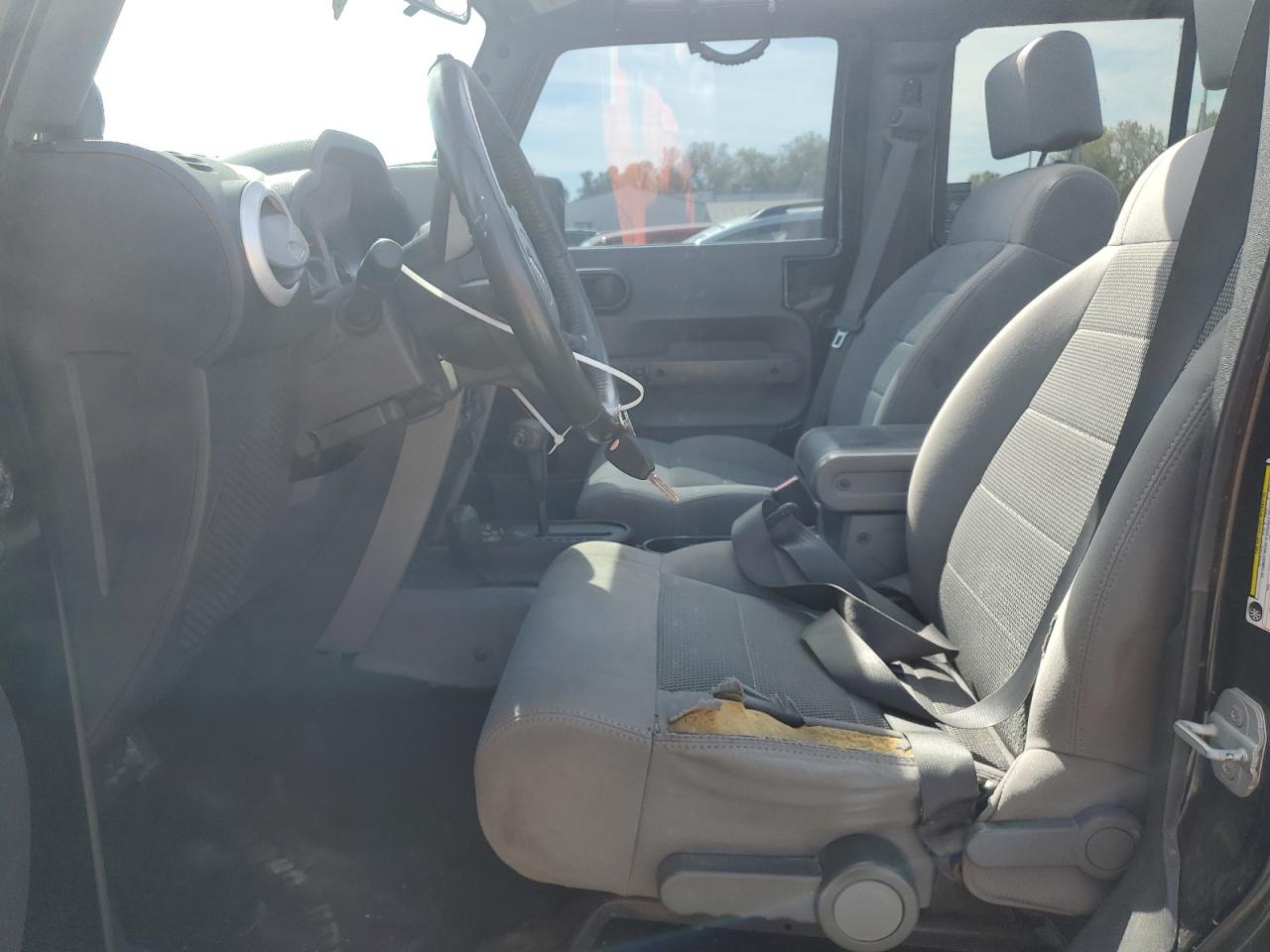 2008 Jeep Wrangler Unlimited Sahara VIN: 1J4GA59158L539335 Lot: 81982665