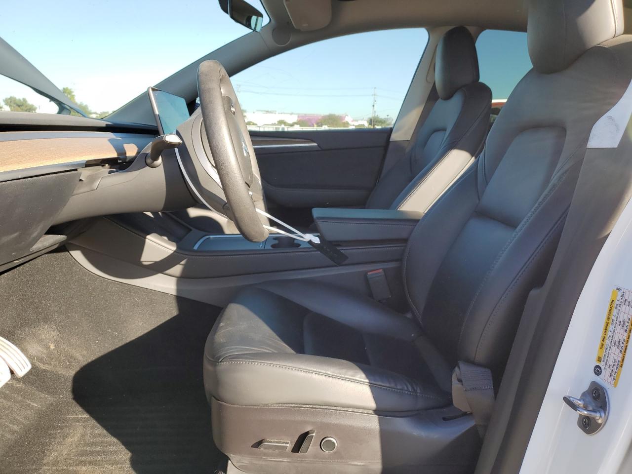 2022 Tesla Model Y VIN: 7SAYGDEF3NF554079 Lot: 92704515