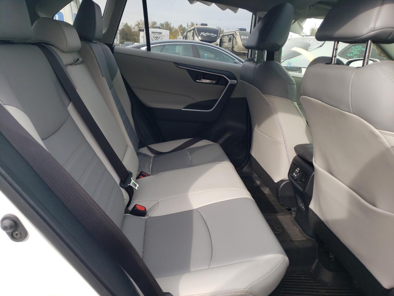 2022 Toyota Rav4 Xle Premium VIN: JTMB6RFV2ND078715 Lot: 89556495