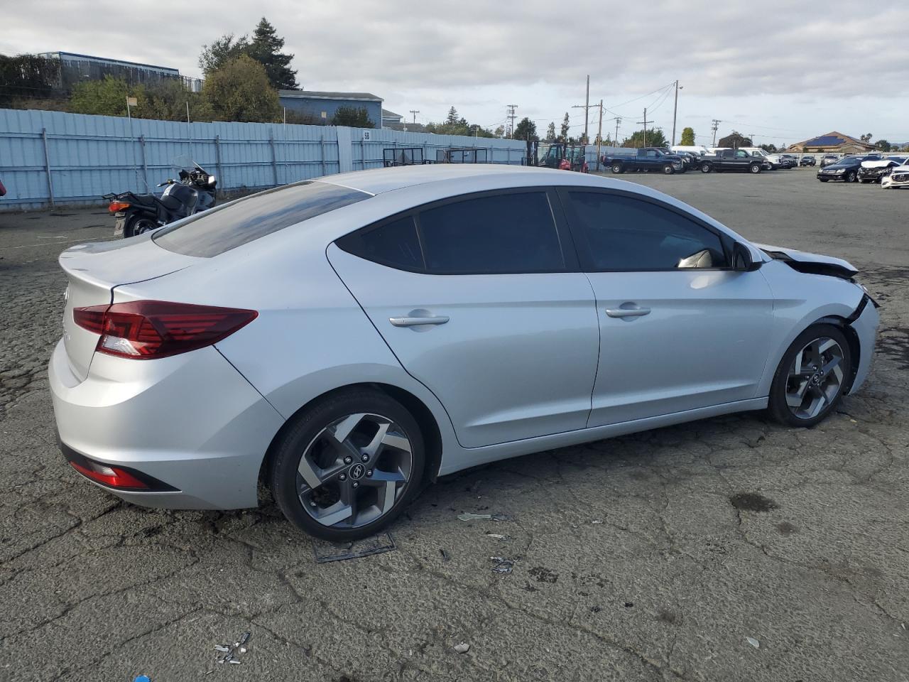 2019 Hyundai Elantra Se silver null gas KMHD74LFXKU782707 photo #4