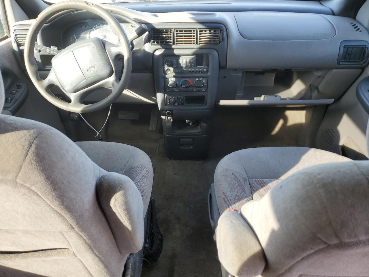 1999 Chevrolet Venture VIN: 1GNDX03E4XD258150 Lot: 85884485