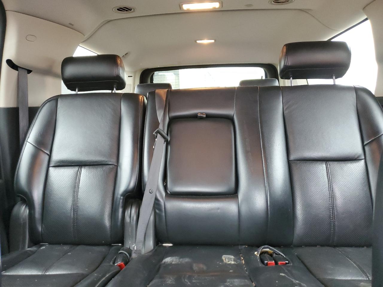 2008 Chevrolet Suburban K1500 Ls VIN: 3GNFK16358G206487 Lot: 85500955