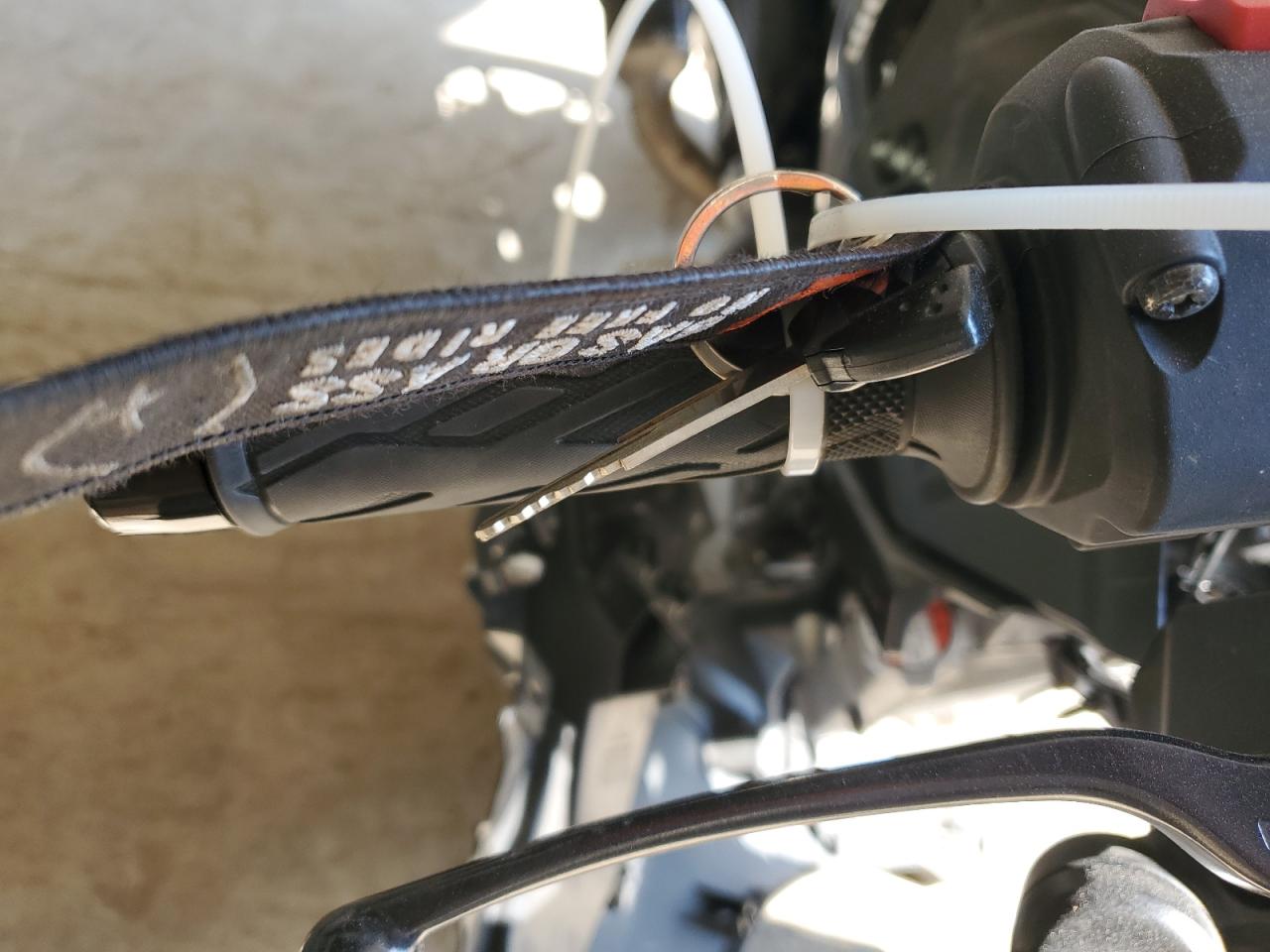 2025 Suzuki Gsx800 F VIN: JS1EM13B7S7100355 Lot: 85552145