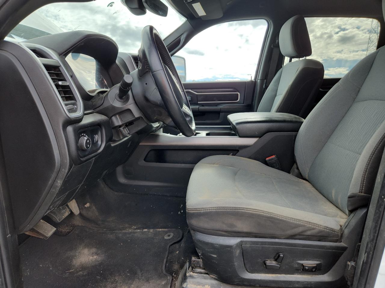 2024 Ram 2500 Big Horn VIN: 3C6UR5DL2RG233953 Lot: 85267015