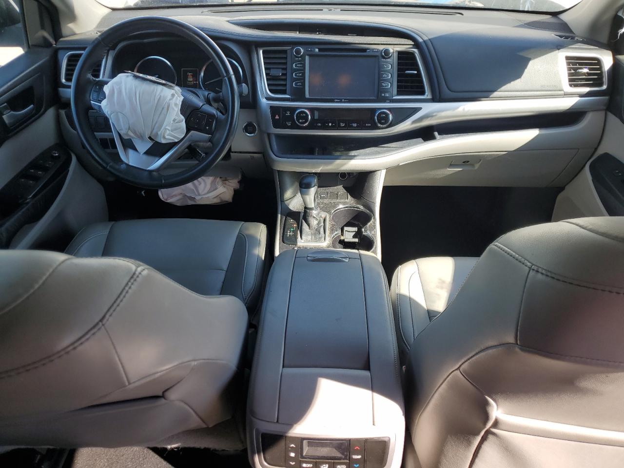 2015 Toyota Highlander Xle VIN: 5TDKKRFH5FS111377 Lot: 85111295