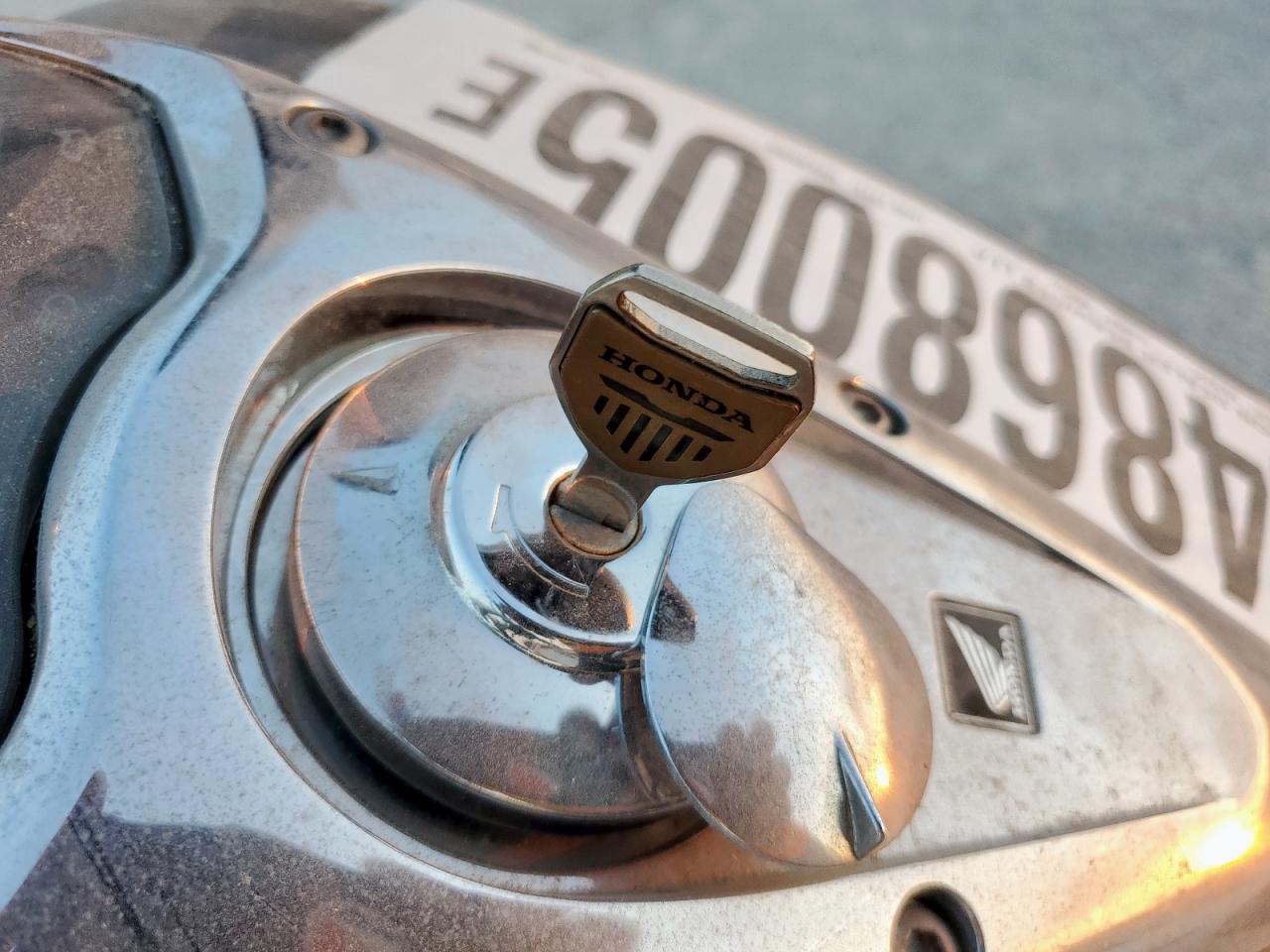 2004 Honda Vt1300 S VIN: 1HFSC52074A106705 Lot: 84868005