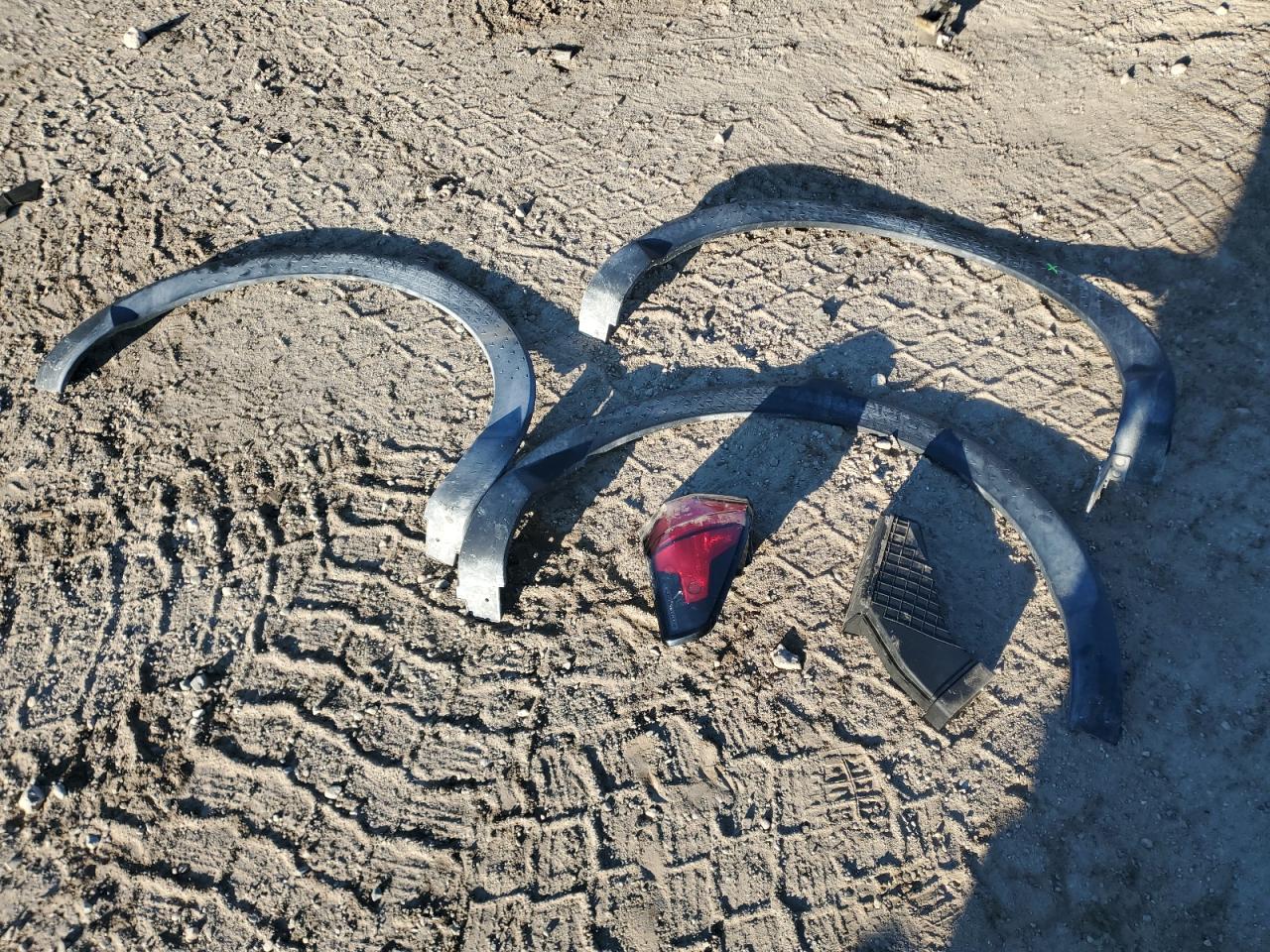 2024 Hyundai Santa Cruz Limited VIN: 5NTJEDDF1RH109404 Lot: 90131665