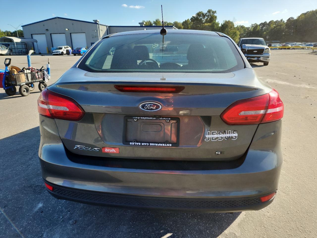 2018 Ford Focus Se VIN: 1FADP3F26JL280259 Lot: 85183545