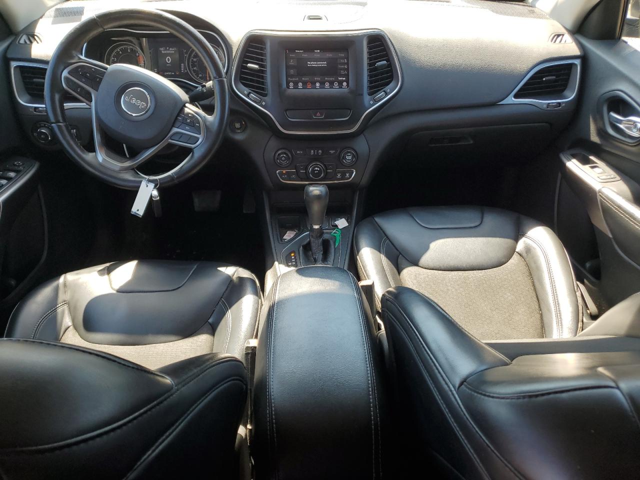 2019 Jeep Cherokee Latitude Plus VIN: 1C4PJLLB7KD204218 Lot: 86117735