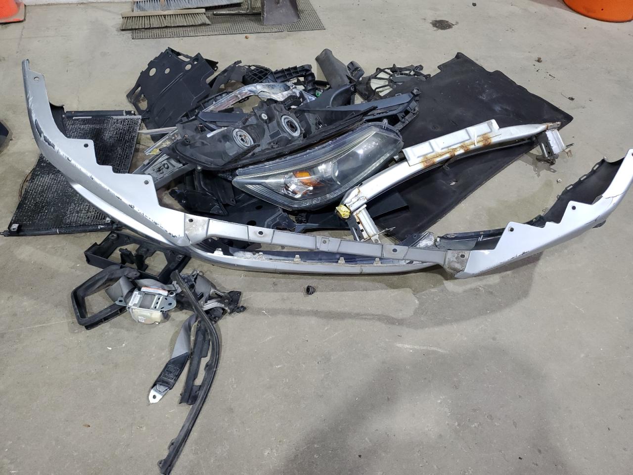 2014 Honda Accord Lx VIN: 1HGCR2F3XEA060080 Lot: 85547625