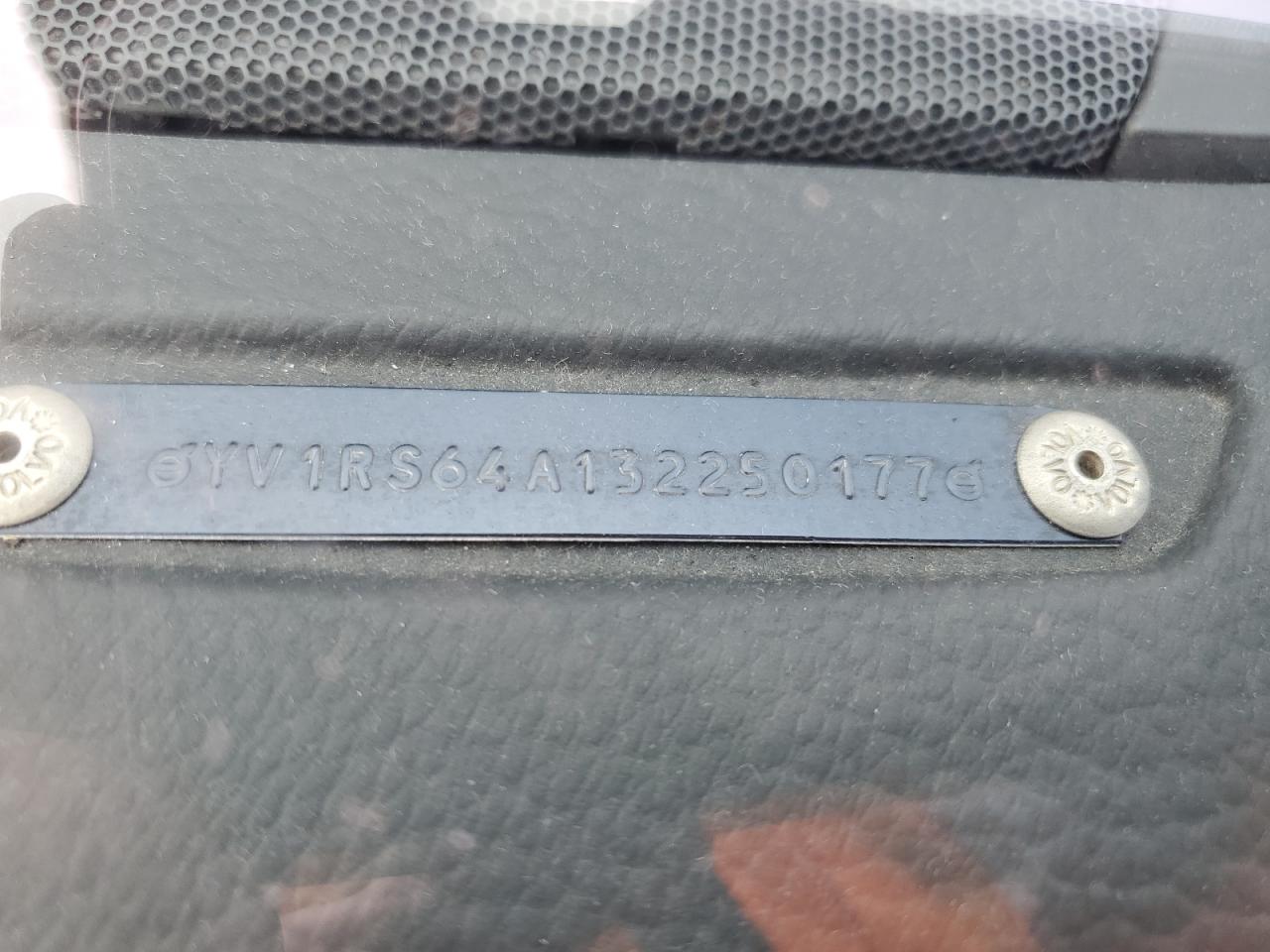 2003 Volvo S60 VIN: YV1RS64A132250177 Lot: 84012935