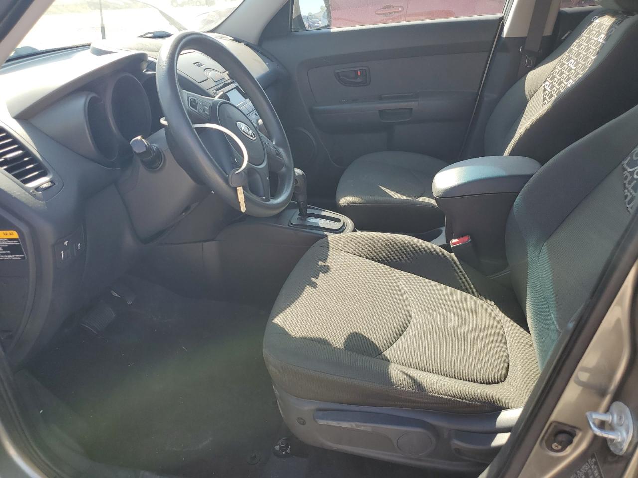 2010 Kia Soul + VIN: KNDJT2A20A7031233 Lot: 82237785