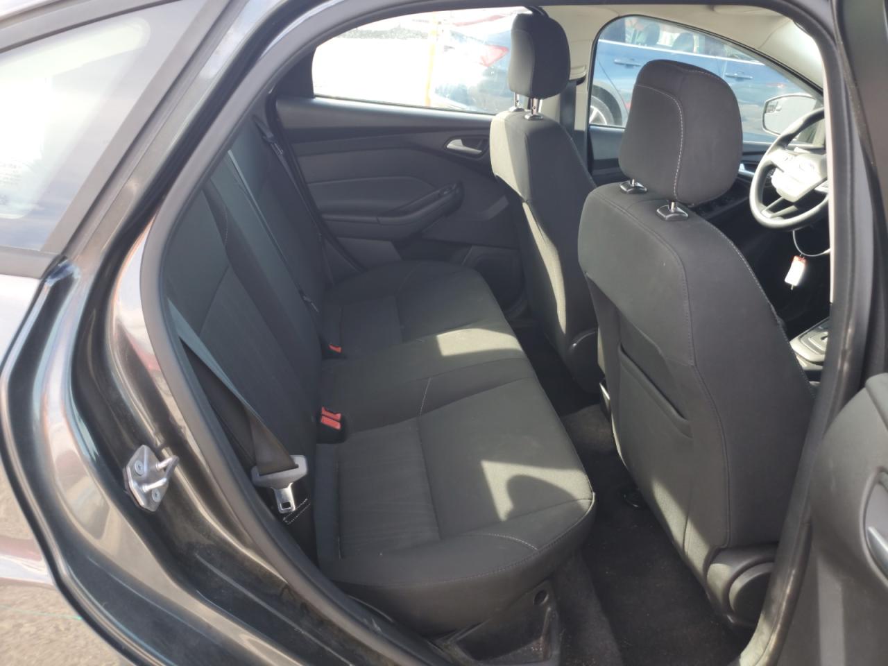 2018 Ford Focus Se VIN: 1FADP3FE7JL278353 Lot: 84604135