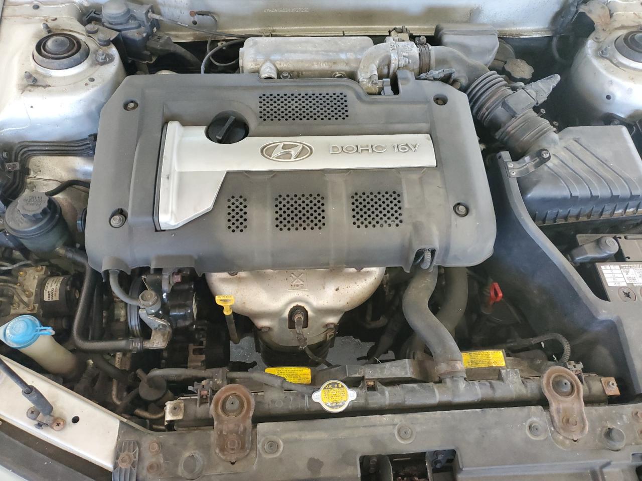 2004 Hyundai Elantra Gls VIN: KMHDN46D54U727293 Lot: 85923595