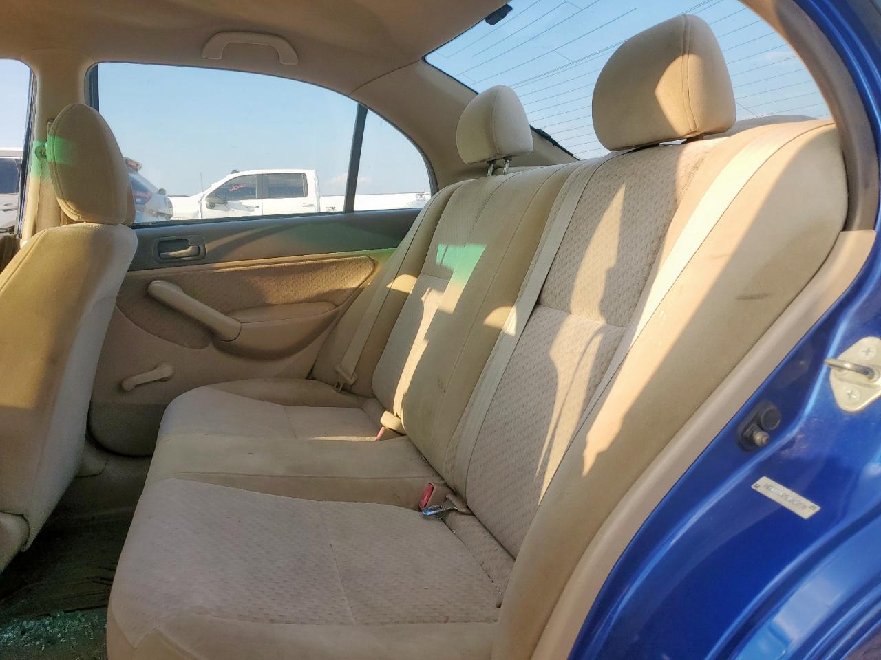 2005 Honda Civic Dx Vp VIN: 1HGES16325L015078 Lot: 84066725