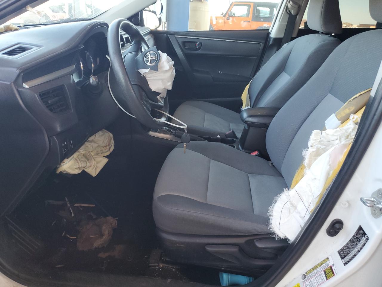 2016 Toyota Corolla L VIN: 5YFBURHE6GP384884 Lot: 82179045