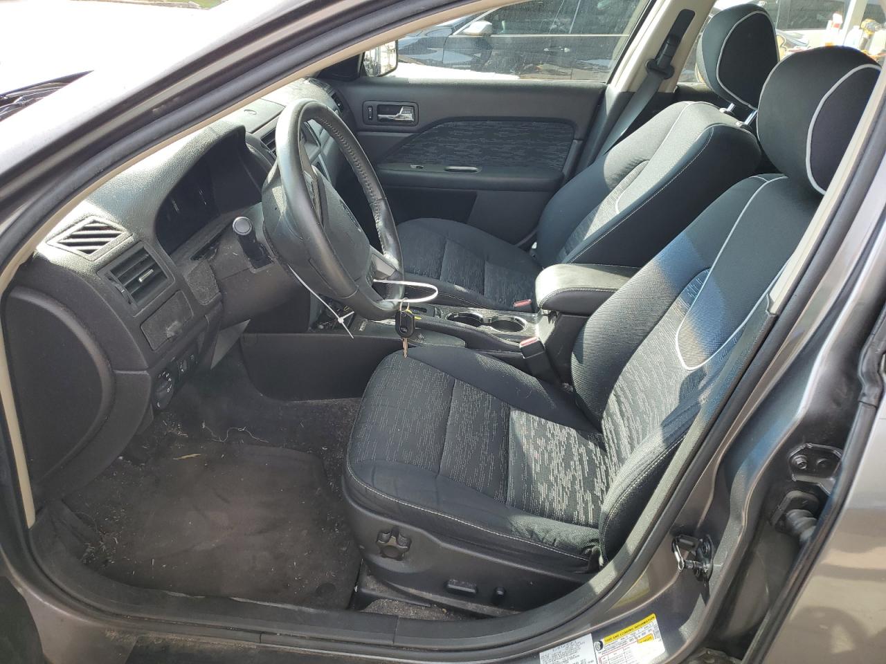 2011 Ford Fusion Se VIN: 3FAHP0HA3BR137261 Lot: 82616355