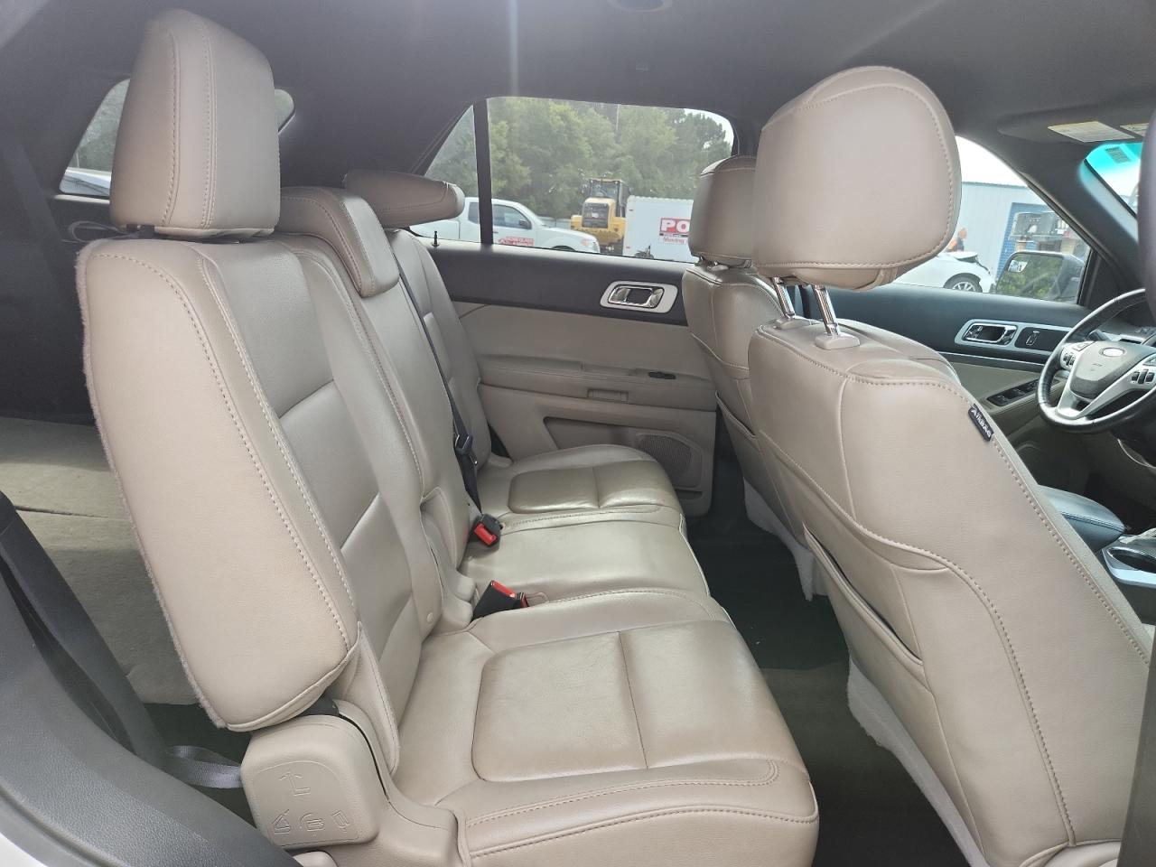 2019 Chevrolet Tahoe C1500 Lt VIN: 1GNSCBKCXKR254274 Lot: 85484115