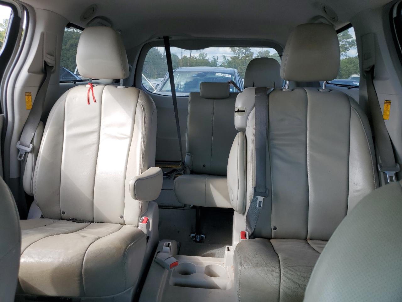 2014 Toyota Sienna Xle VIN: 5TDYK3DC0ES484999 Lot: 85190185