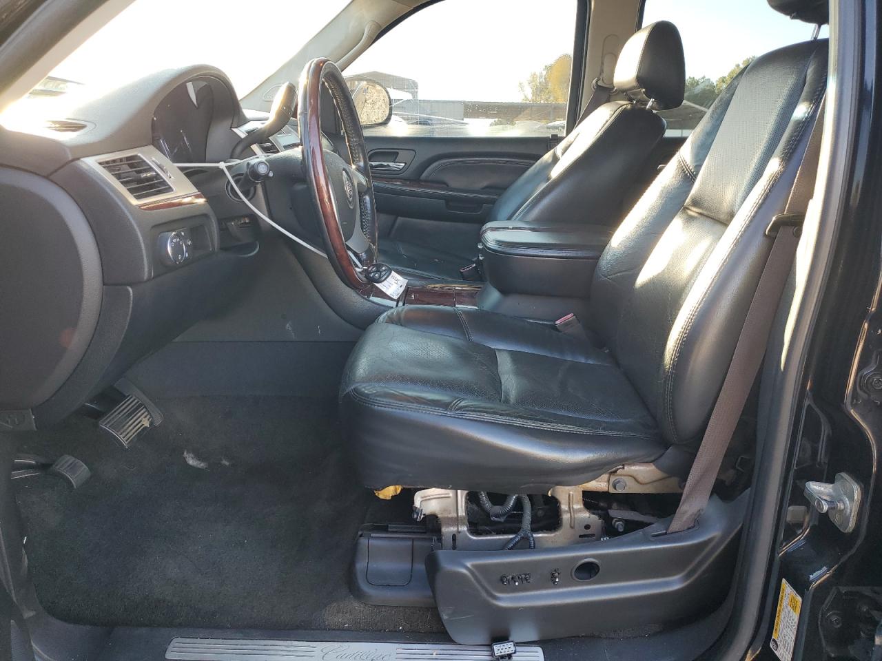 2007 Cadillac Escalade Luxury VIN: 1GYFK63807R314451 Lot: 84200005