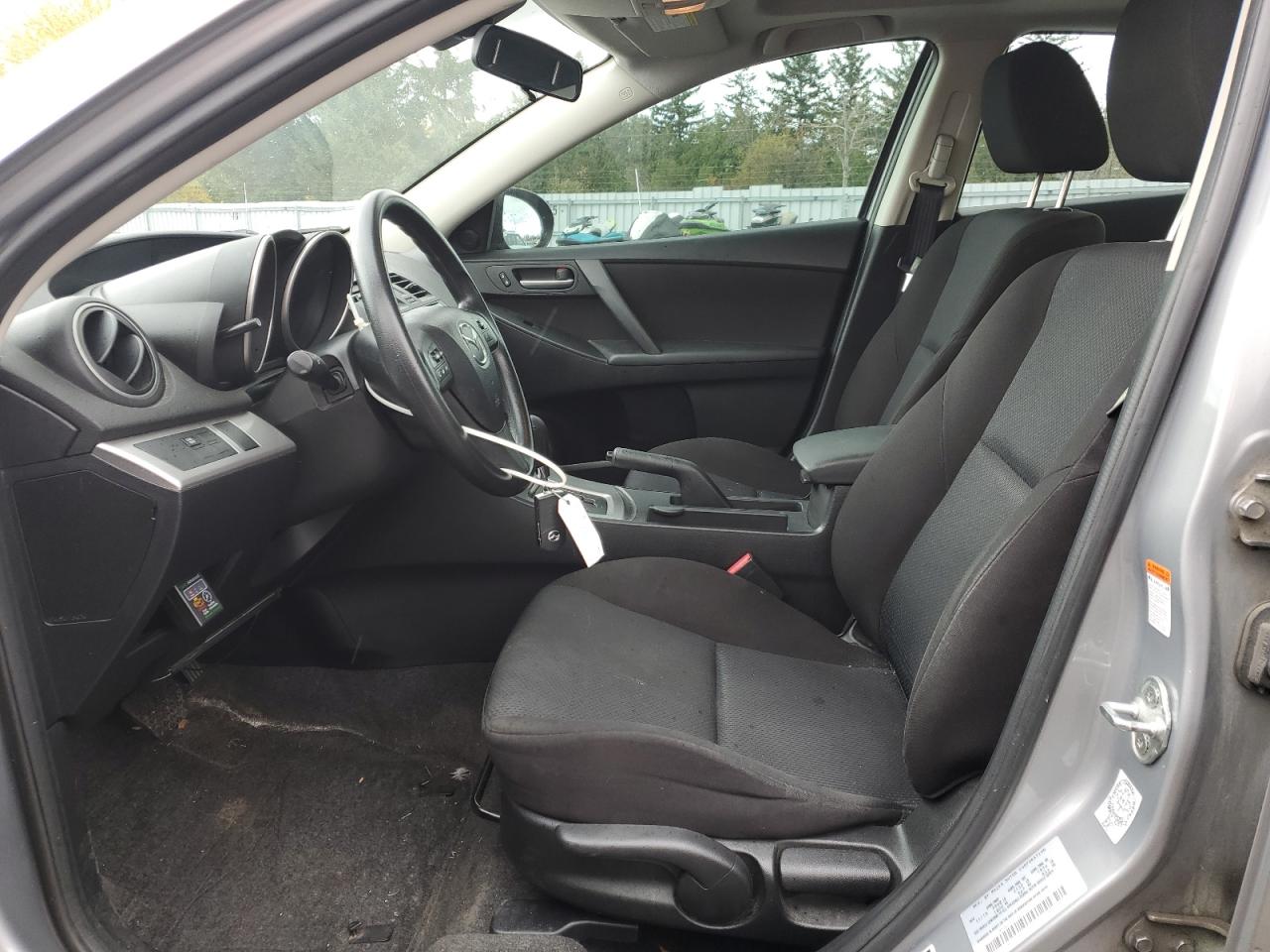 2011 Mazda 3 I VIN: JM1BL1VF1B1425372 Lot: 90684425