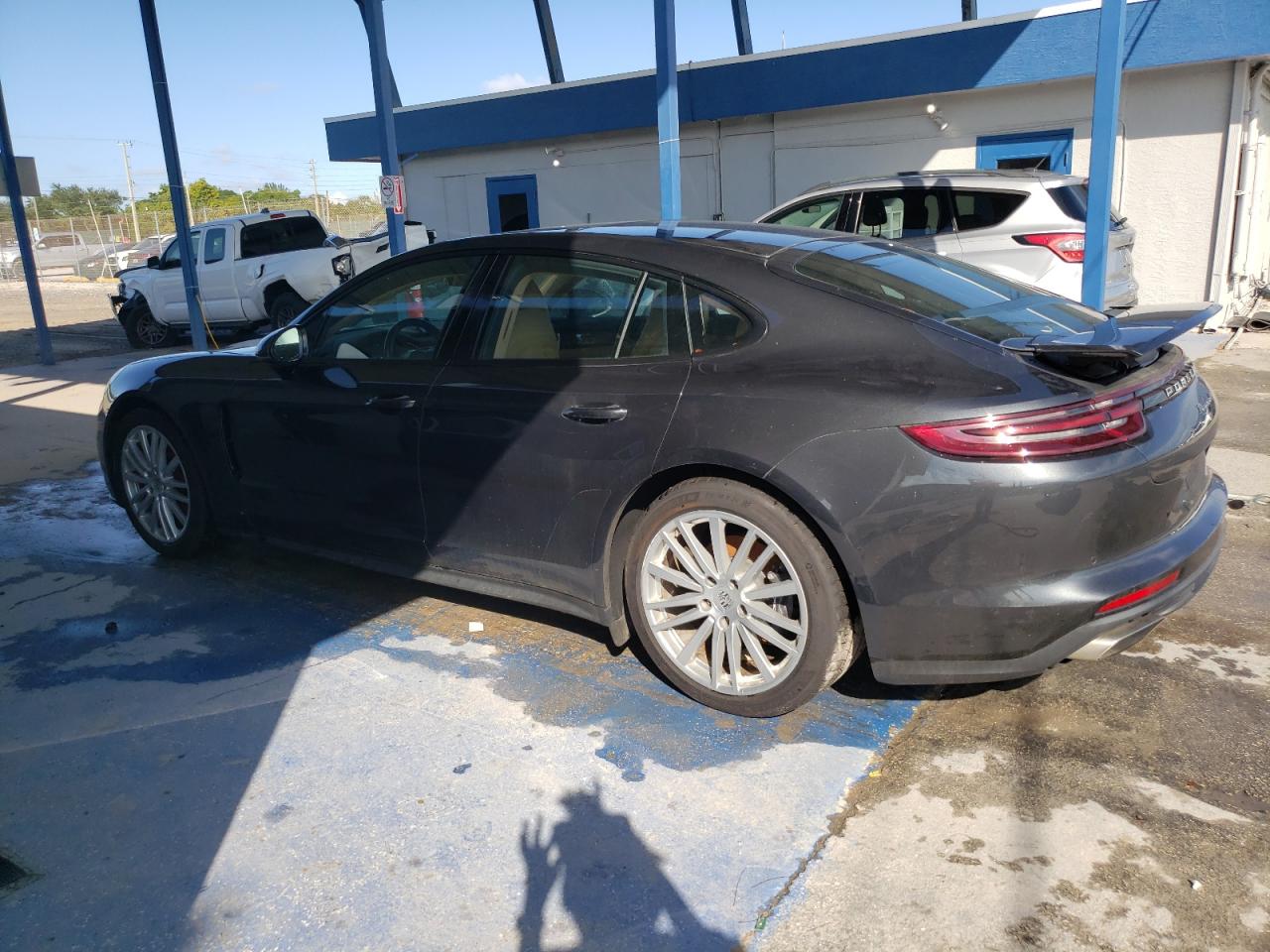 2018 Porsche Panamera 4 grey null gas WP0AA2A77JL101769 photo #3