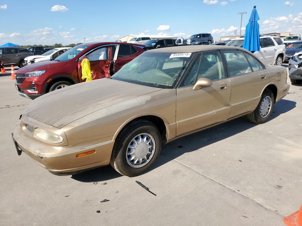 1998 Oldsmobile 88 Base