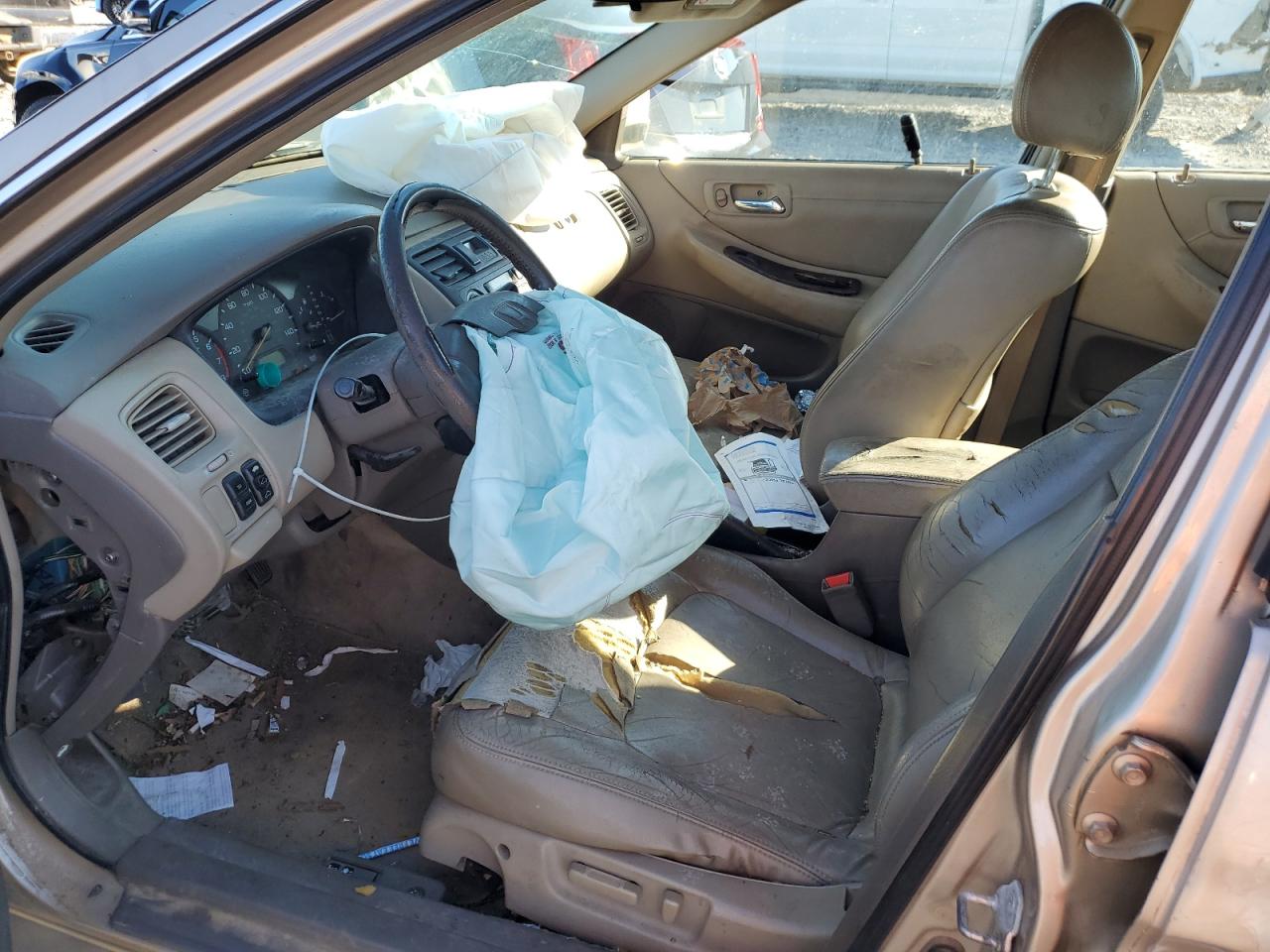 2001 Honda Accord Ex VIN: 1HGCG16591A033688 Lot: 89867005