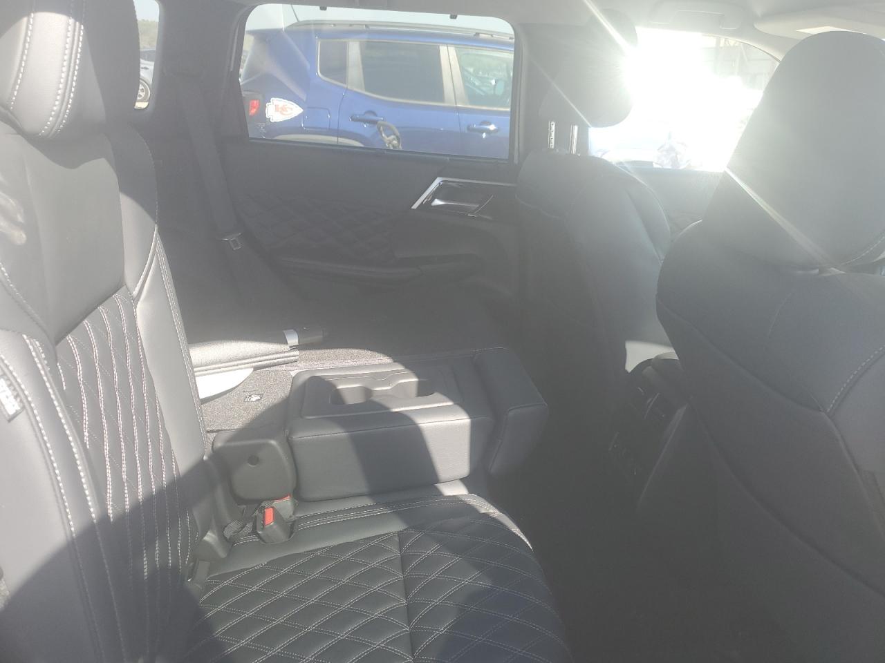 2024 Mitsubishi Outlander Sel VIN: JA4J4WA80RZ088910 Lot: 82526585