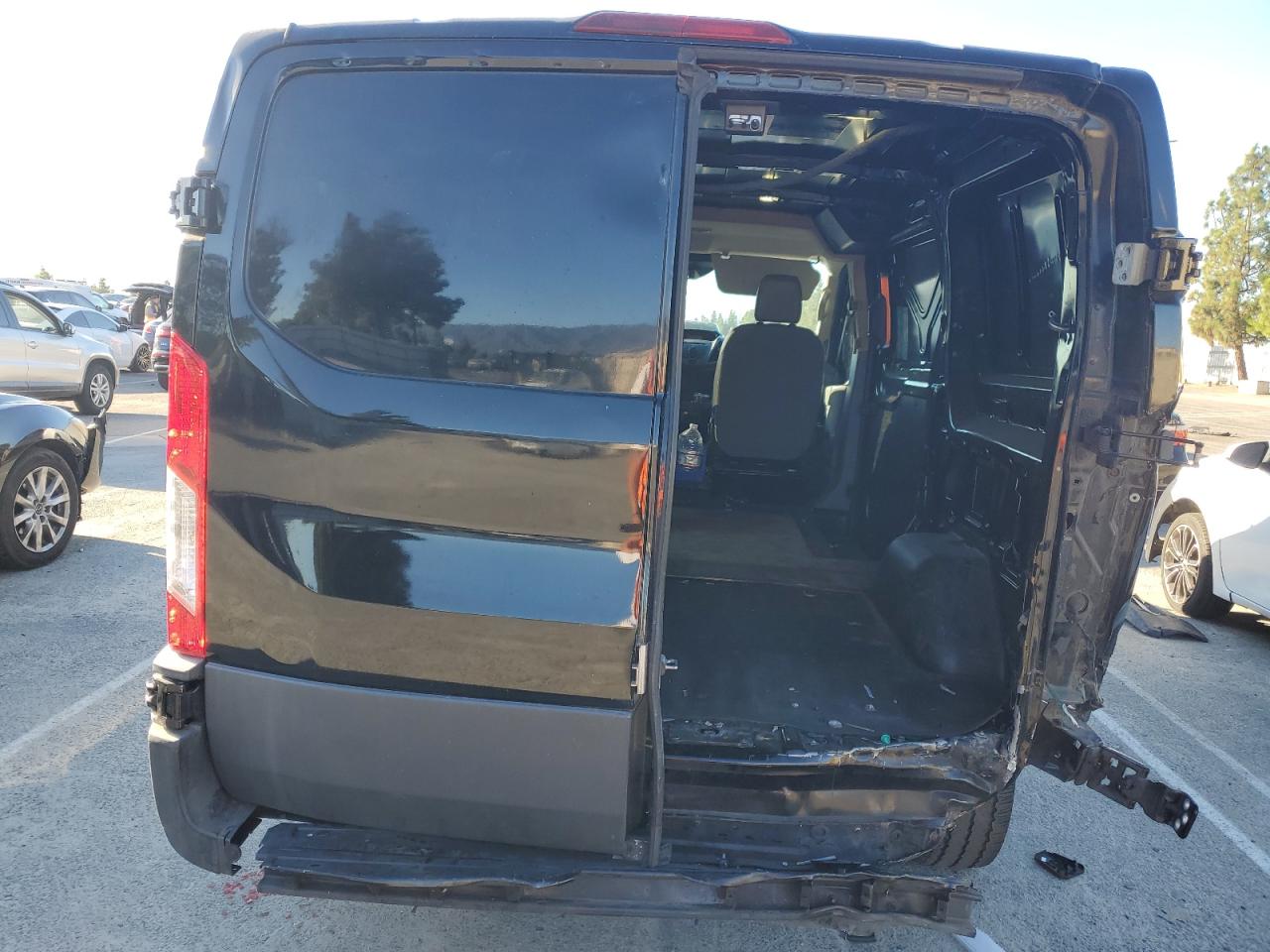 2016 Ford Transit Delivery Van VIN: 1FTYE1YM3GKB26191 Lot: 87403465